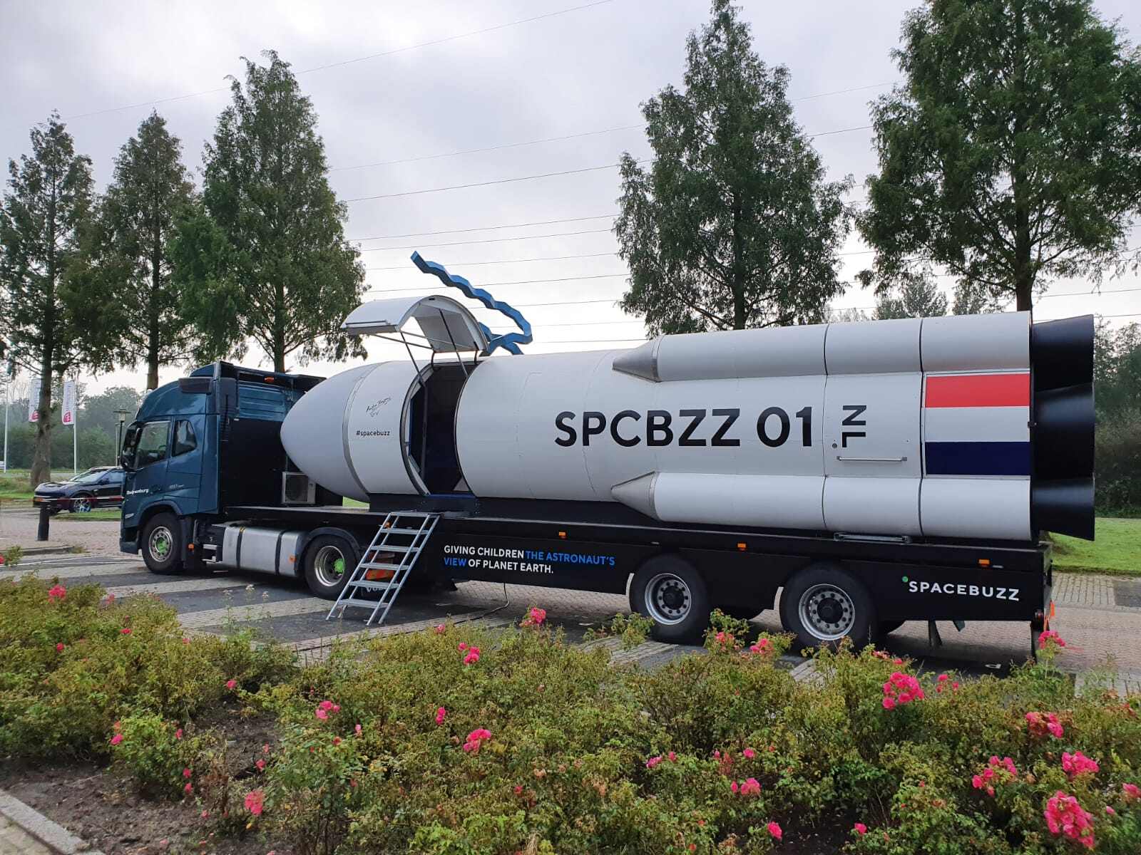Levensechte ruimtereis voor Krimpense scholieren met SpaceBuzz
